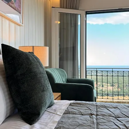 ヴィラ The Edge By Klv *