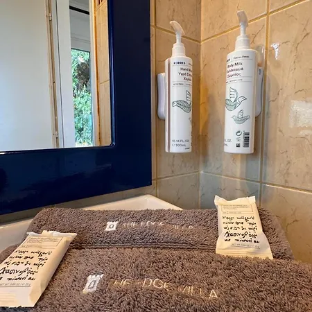 ヴィラ The Edge By Klv *