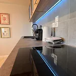 The Edge By Klv
