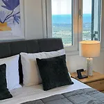 The Edge By Klv Villa